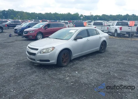 2010 Chevrolet Malibu Ls z USA, uszkodzony, nr VIN 1G1ZA5E05AF105361